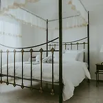Panmari Apartment