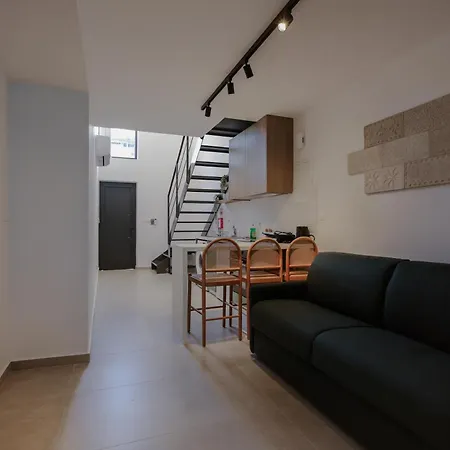 Panmari Apartment